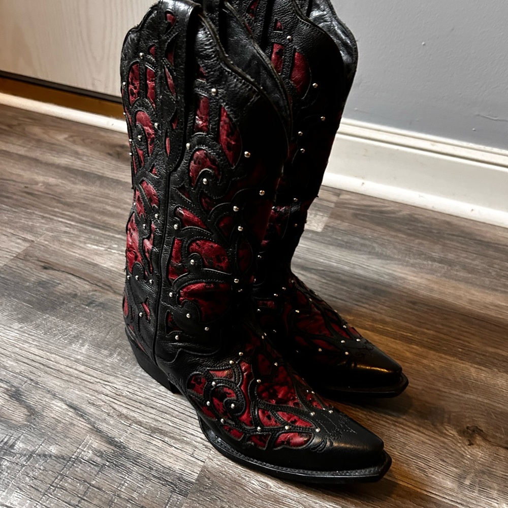 J.B. Dillon Black and Red Ankle Booties with Artistic Flair